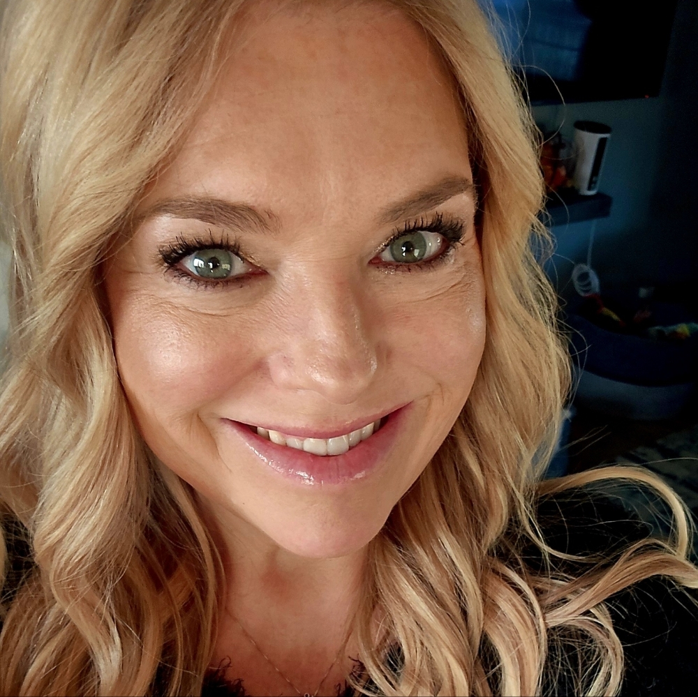 Meet your Posher, Renee
